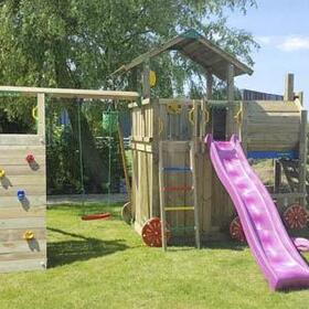 outdoor play equipment near me